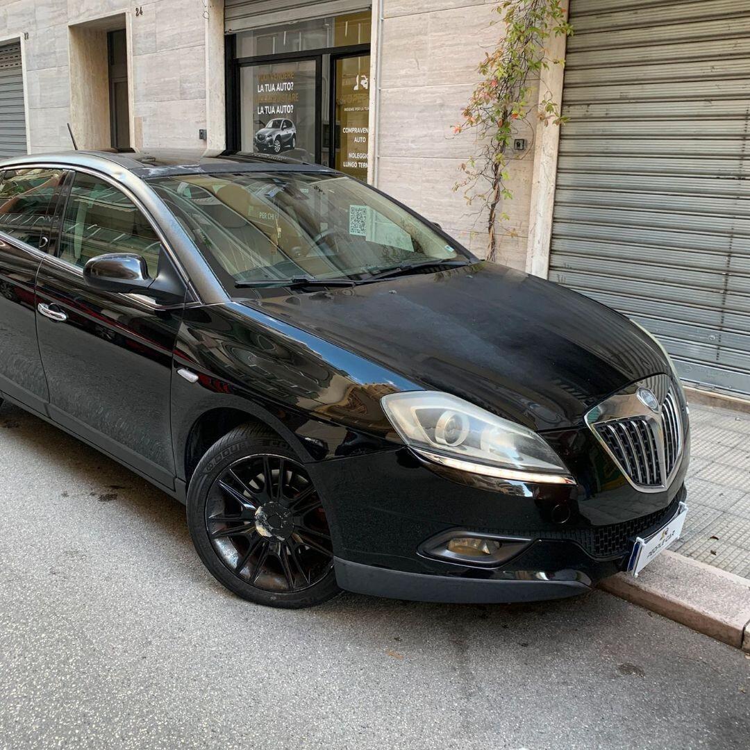 Lancia Delta 2.0 MJT DPF Platino **FULL**