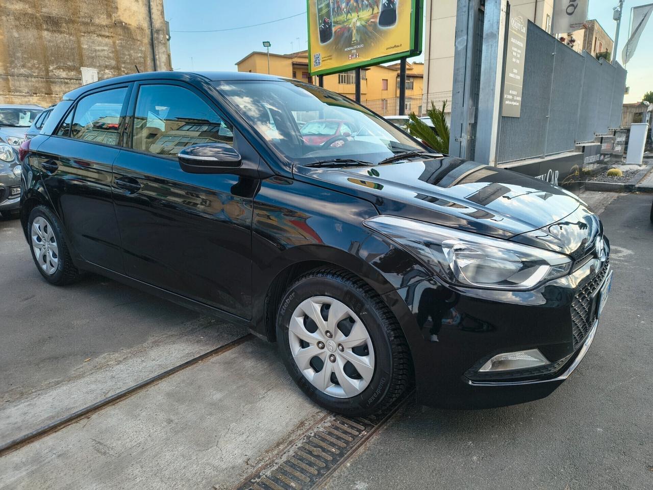 HYUNDAI I20 UNICOPROPRIETARIO 1.2 GPL ANNO 2017