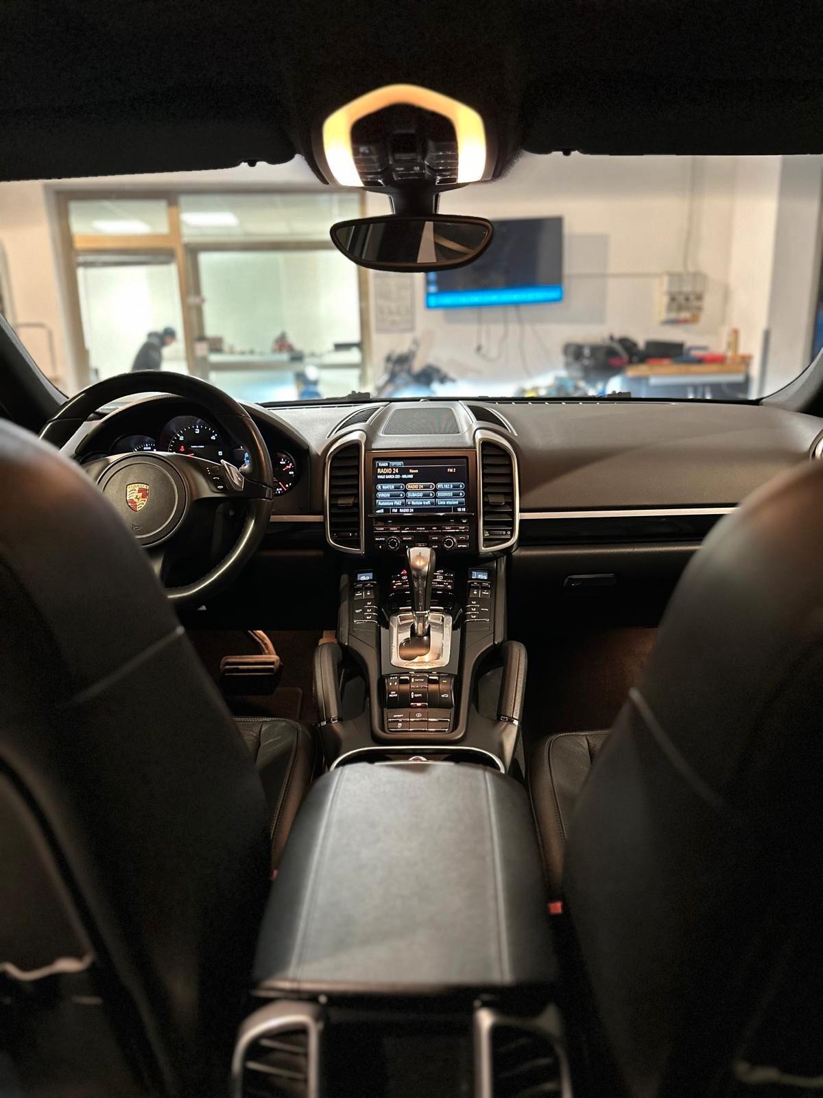 Porsche Cayenne 3.0 Diesel 250CV Platinum Edition