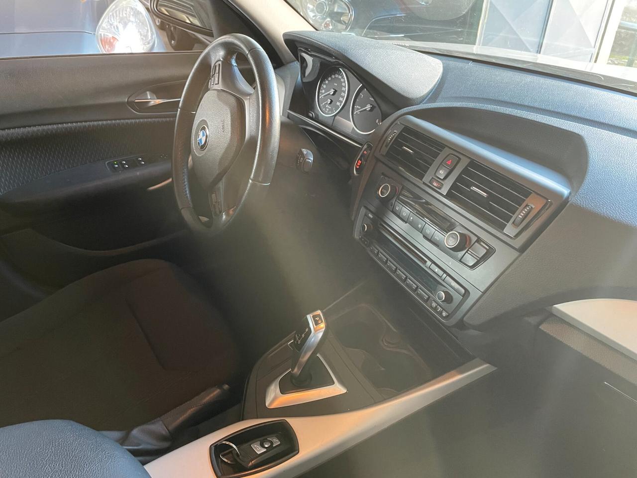 Bmw 116 116d 5p. Unique AUTOMATICA