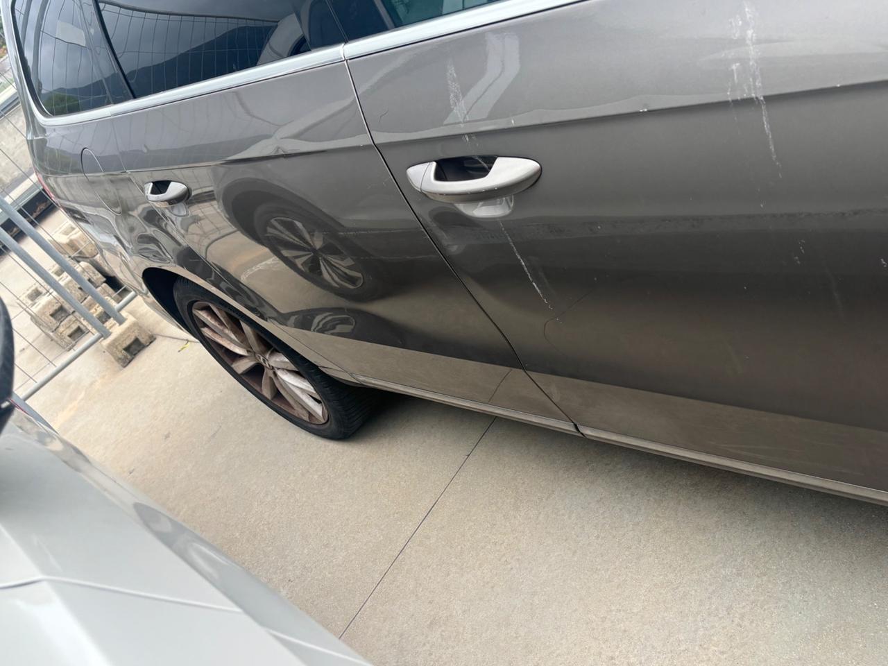 Volkswagen Passat Var. 2.0 TDI Highline BlueM.Tech.