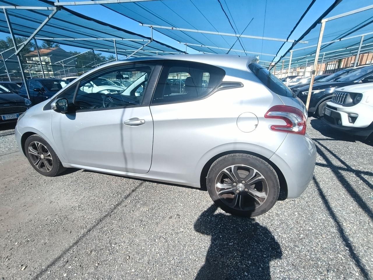 Peugeot 208 PureTech 82 3 porte Active