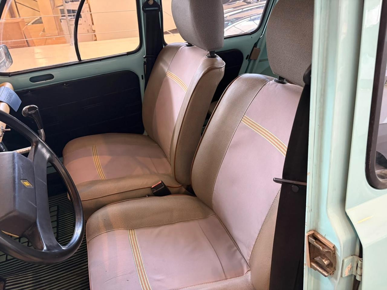Renault R 4 950
