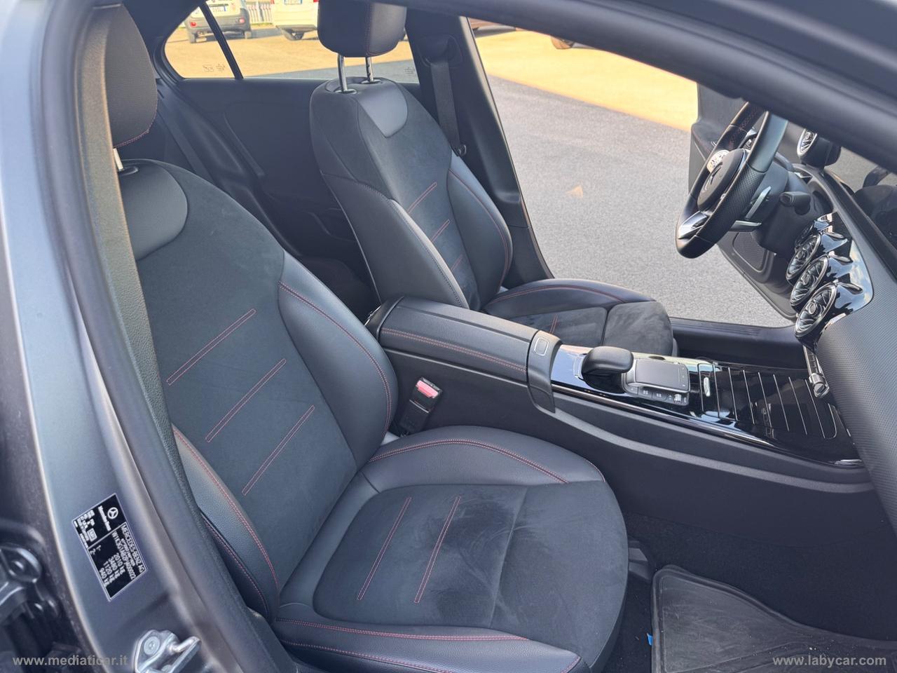 MERCEDES-BENZ A 180 d Automatic 4p. Premium