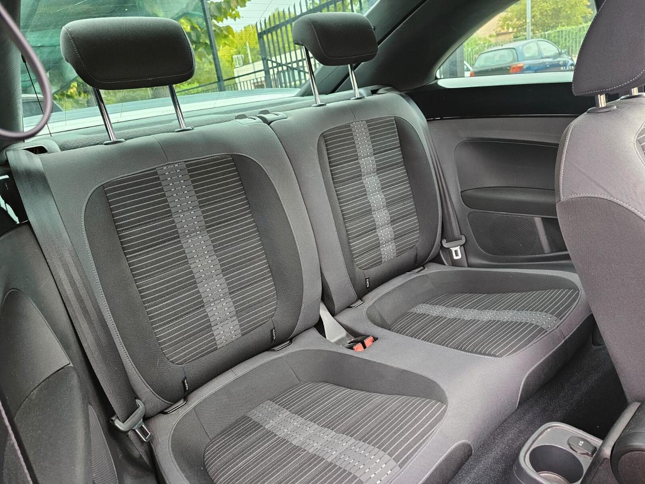 Volkswagen Maggiolino 2.0 TDI 140cv Sport*Bi-Xeno*Tetto*Pdc*18