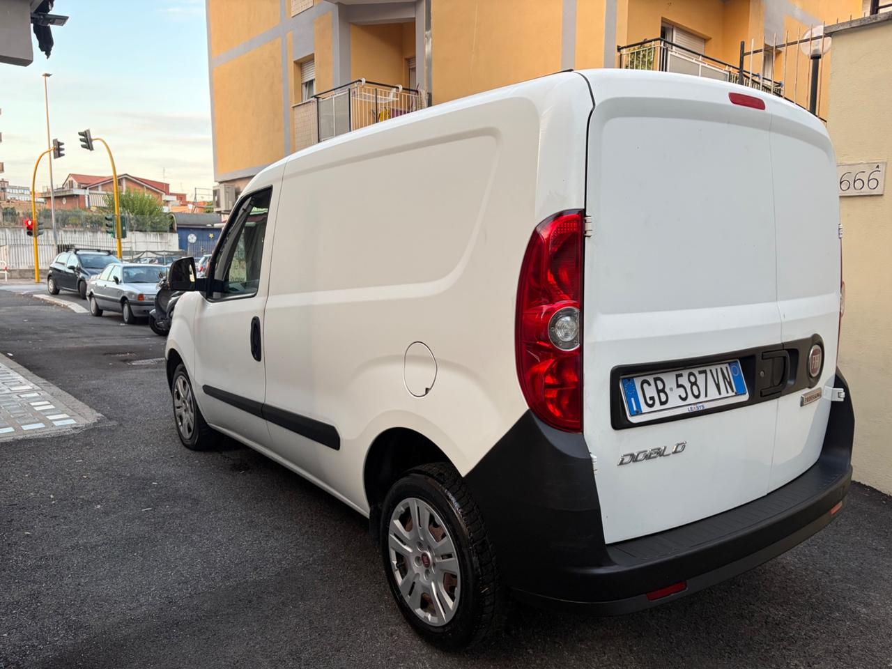 Fiat Doblo Doblò 1.6 MJT 120CV S&S PL-TN Cargo Maxi Business