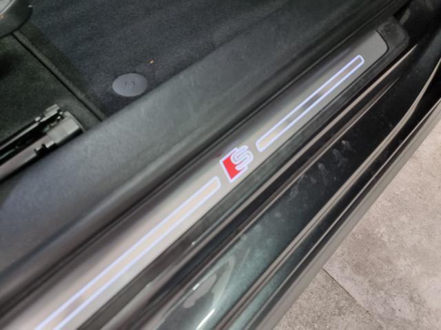 AUDI A4 Avant 45 TFSI quattro S tronic S LINE