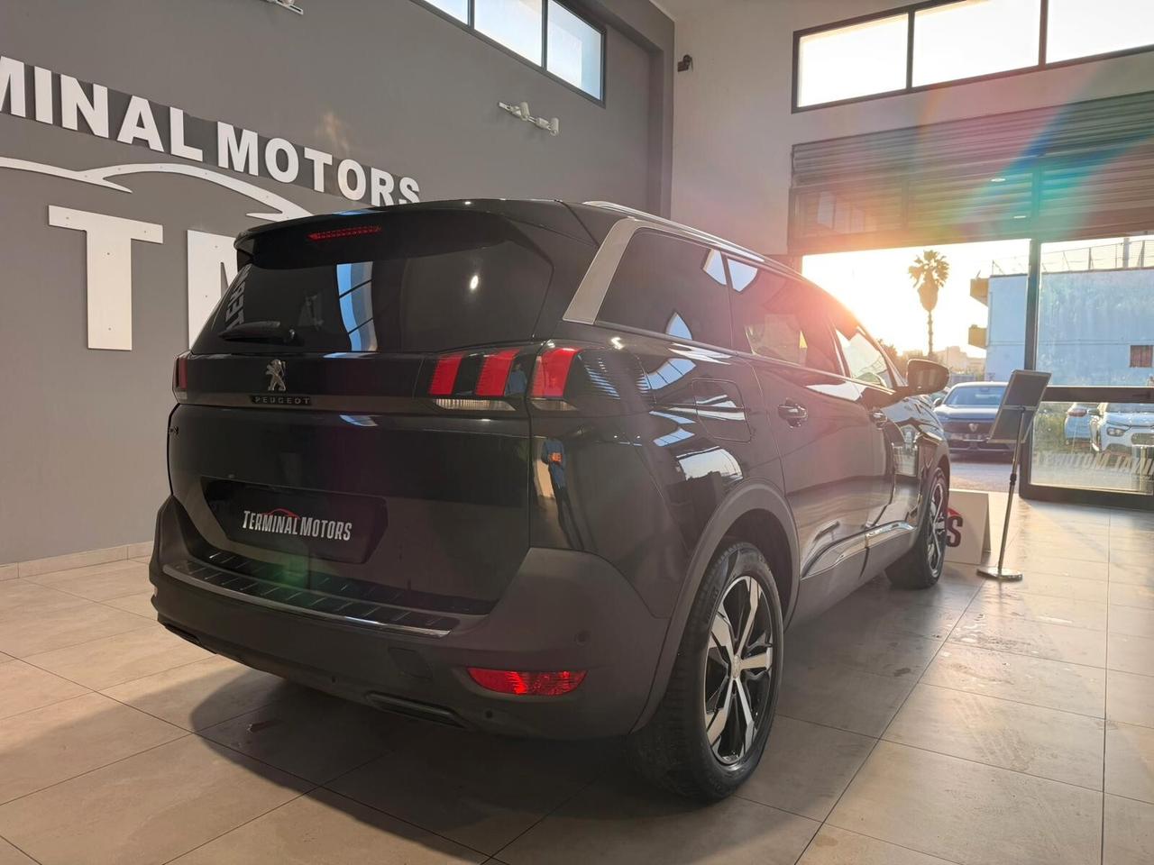 Peugeot 5008 BlueHDi 130 S&S EAT8 Crossway