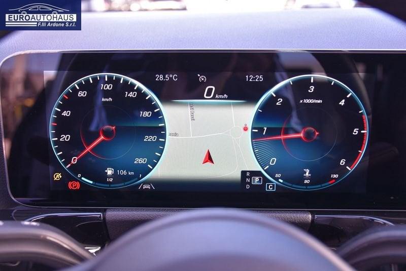 Mercedes-Benz GLA GLA 200 d Automatic Business Extra *TETTUCCIO*