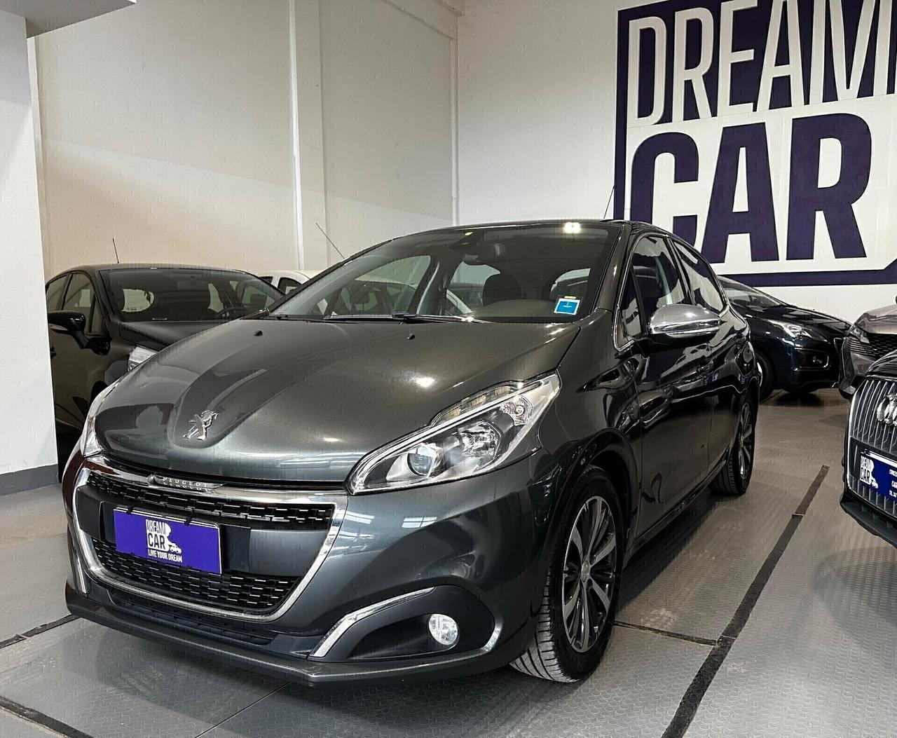 Peugeot 208 PureTech 82 5 porte Allure