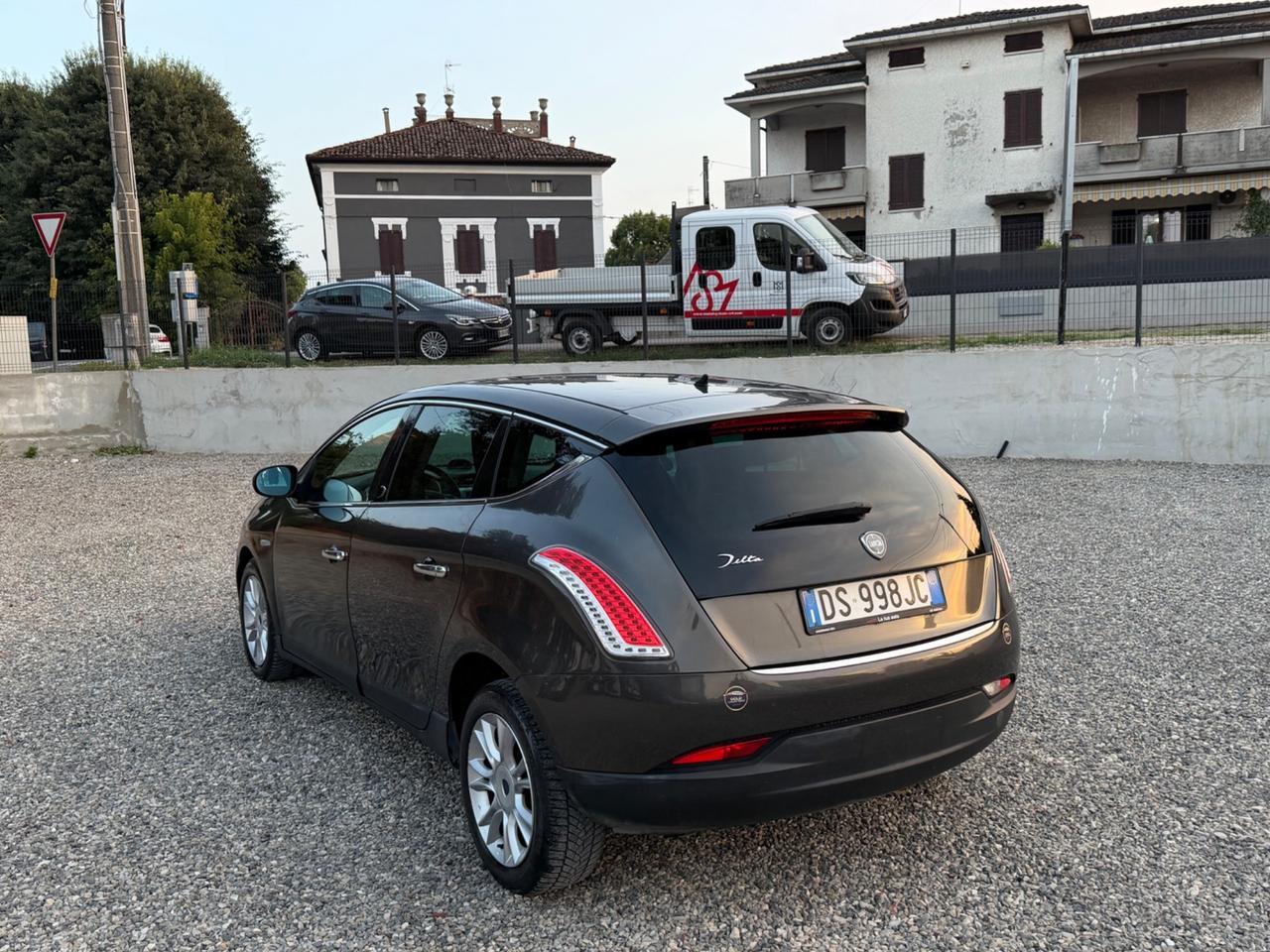 Lancia Delta 1.6 MJT DPF Oro