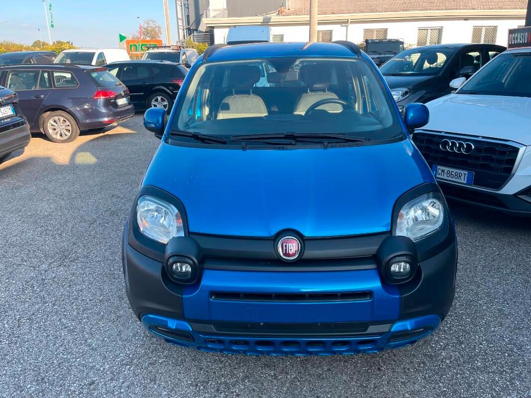 Fiat Panda Cross 1.0 firefly hybrid Cross s&s 70cv 5p.ti