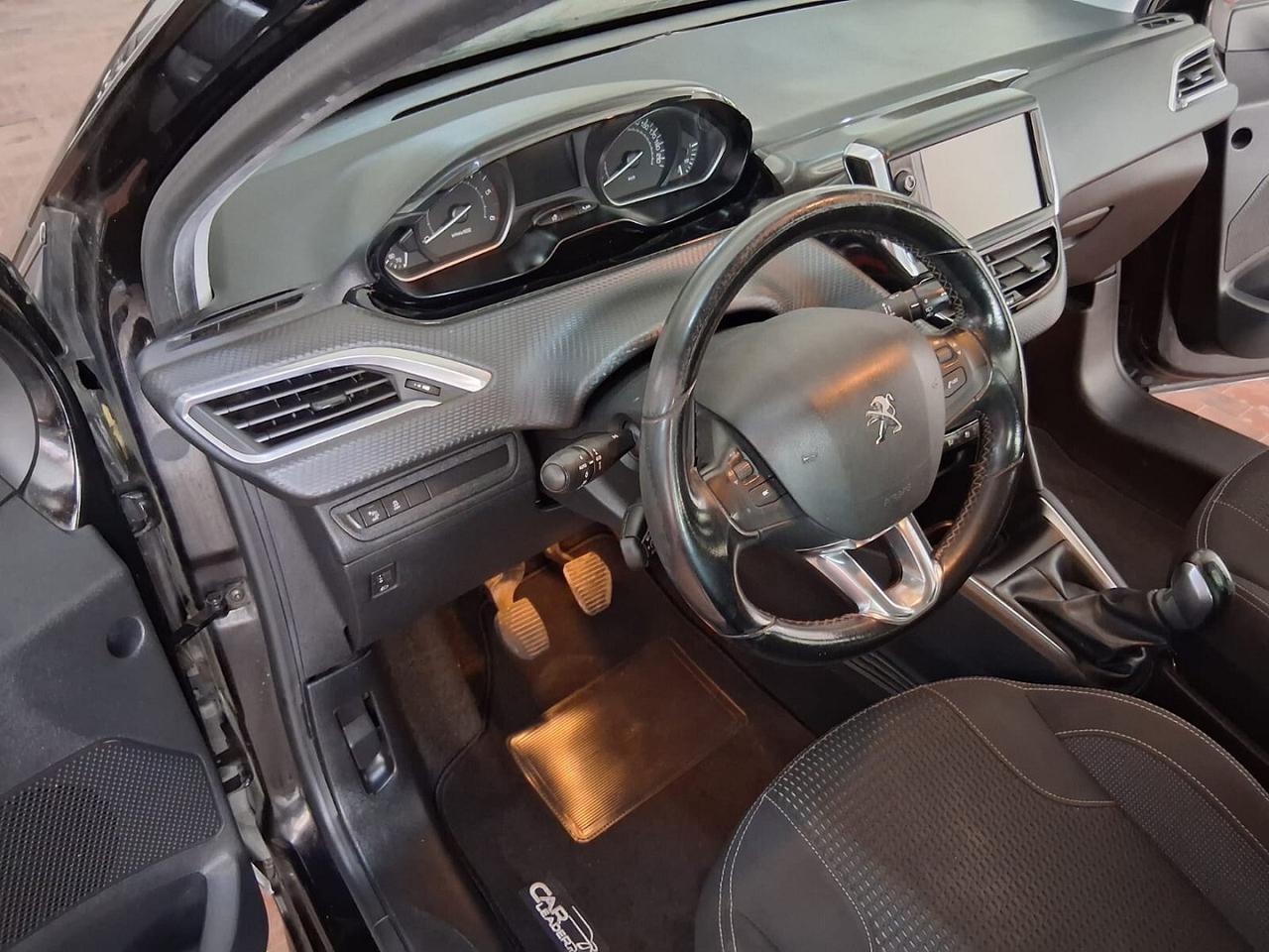 Peugeot 208 1.6 HDI 75cv allure 5p