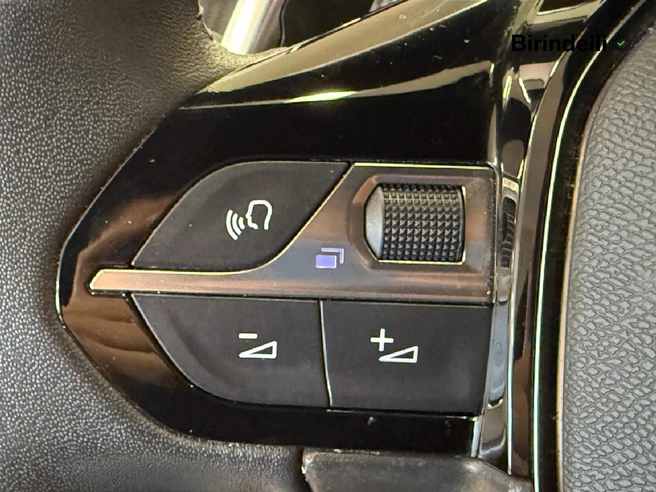 PEUGEOT 2008 2ª serie - 2008 BlueHDi 130 S&S EAT8 Allure