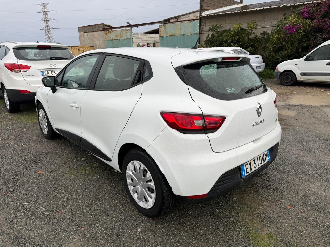 Renault Clio 1.5 dCi 75CV 5 porte Neopatentati