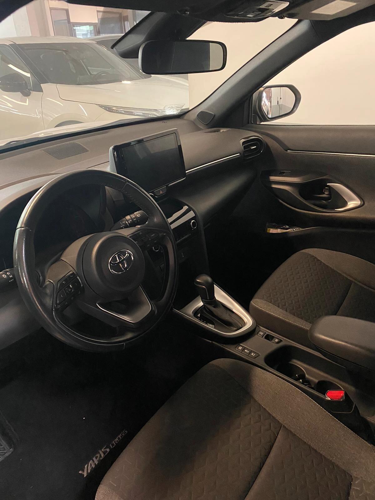 Toyota Yaris Cross 1.5 Hybrid 5p. E-CVT Trend