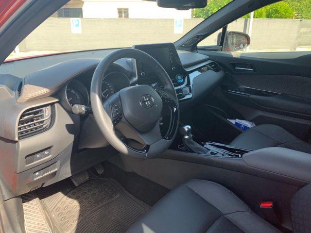 TOYOTA C-HR 2.0 Hybrid E-CVT Premiere