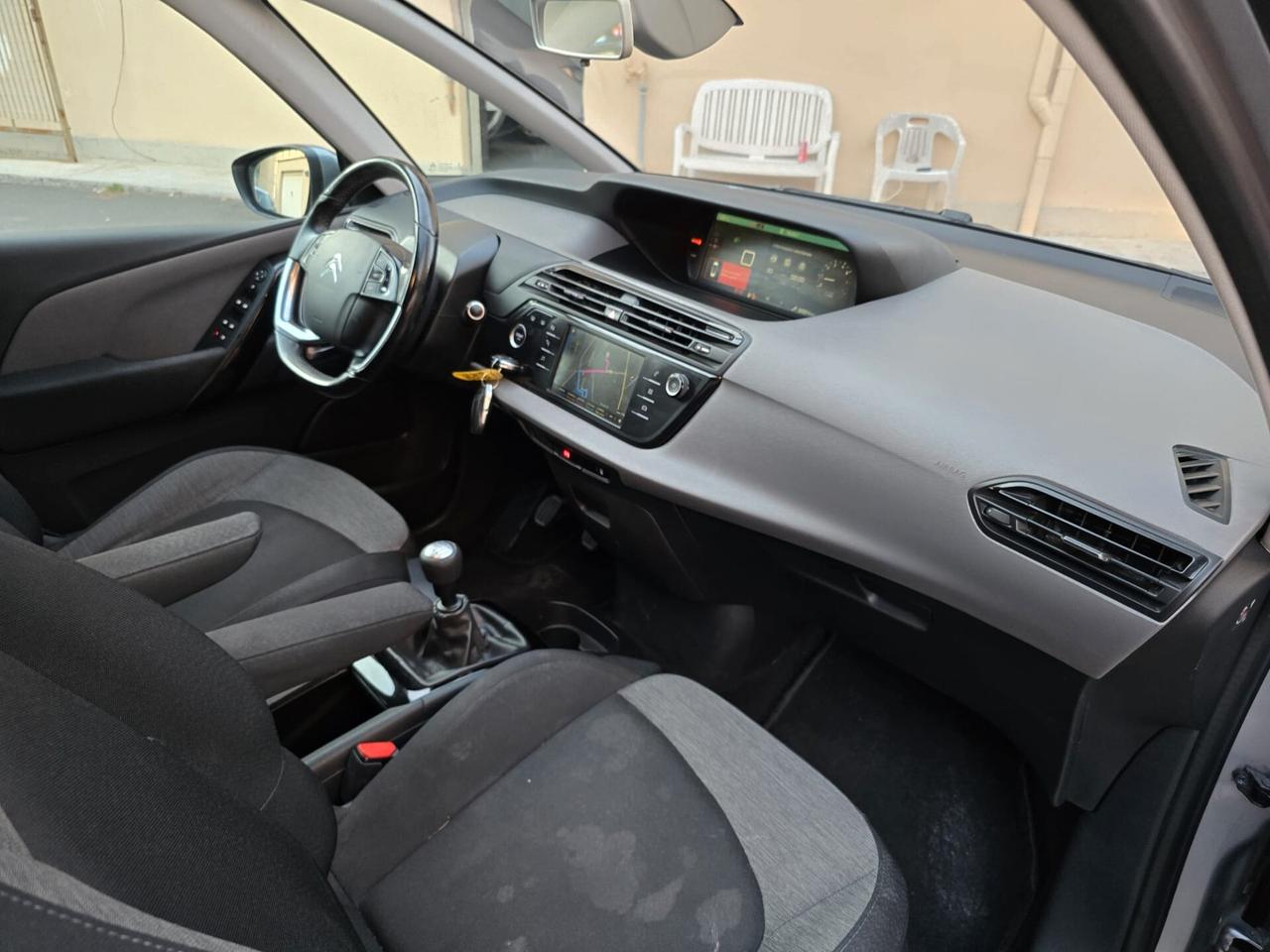Citroen C4 Picasso BlueHDi 120 S&S Shine possibilita garanzia 12 mesi perfetta