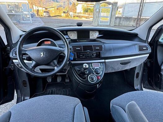 Peugeot 807 2.0 HDi 163CV ST