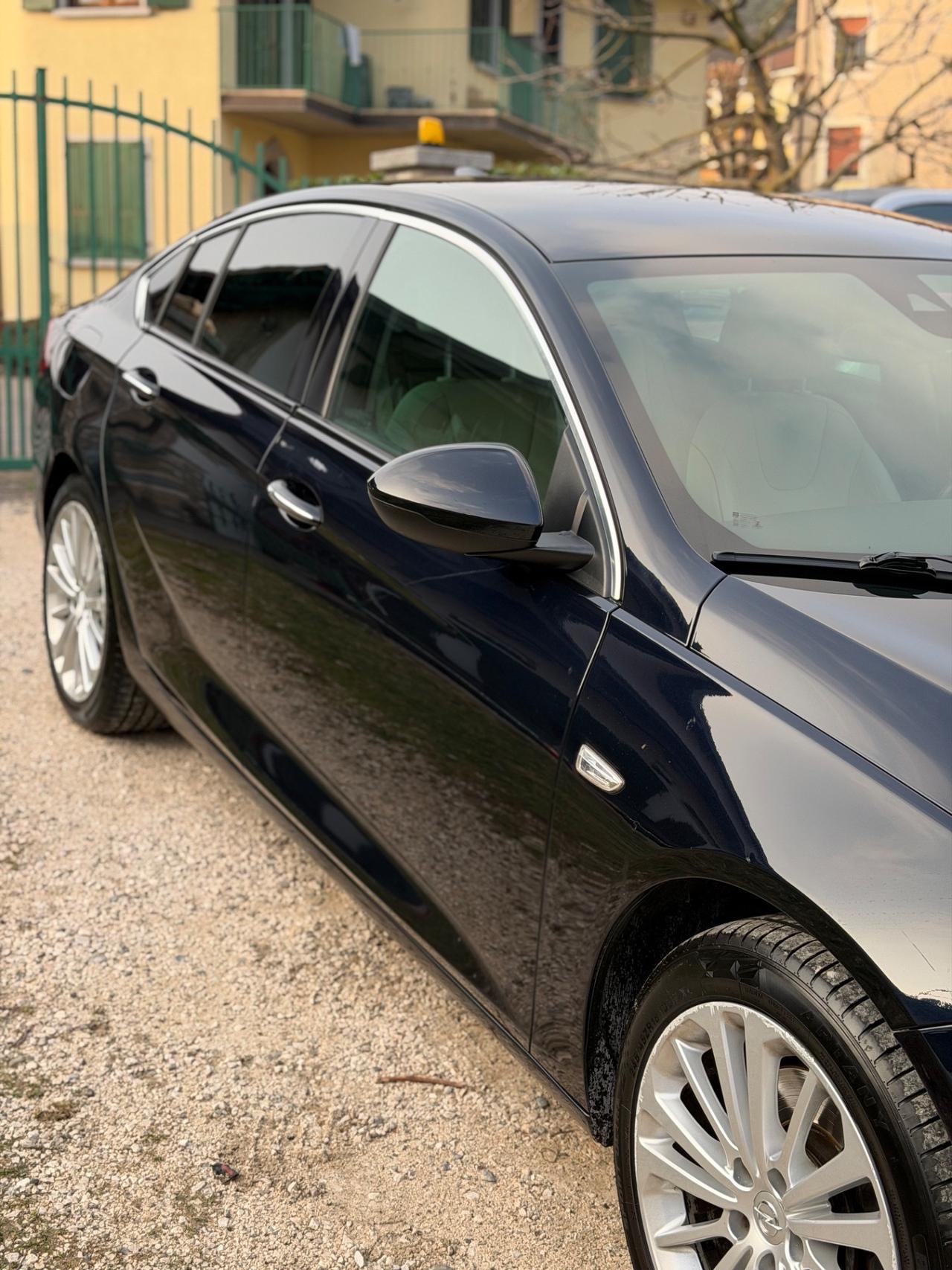 Opel INSIGNA 1.6 CDTI ST COSMO KMCERT NAVI EU6