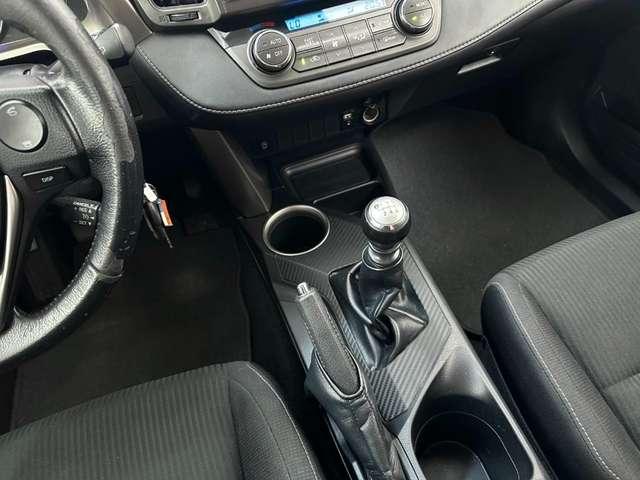 Toyota RAV 4 RAV4 2.0 D-4D 2WD Active