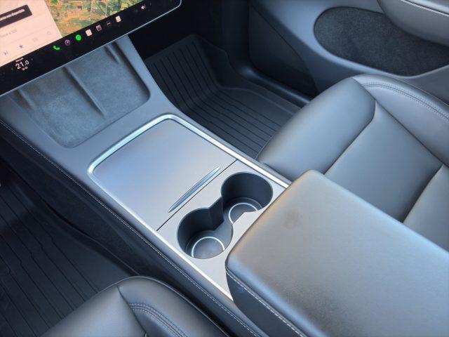 TESLA Model Y Performance dual motor AWD