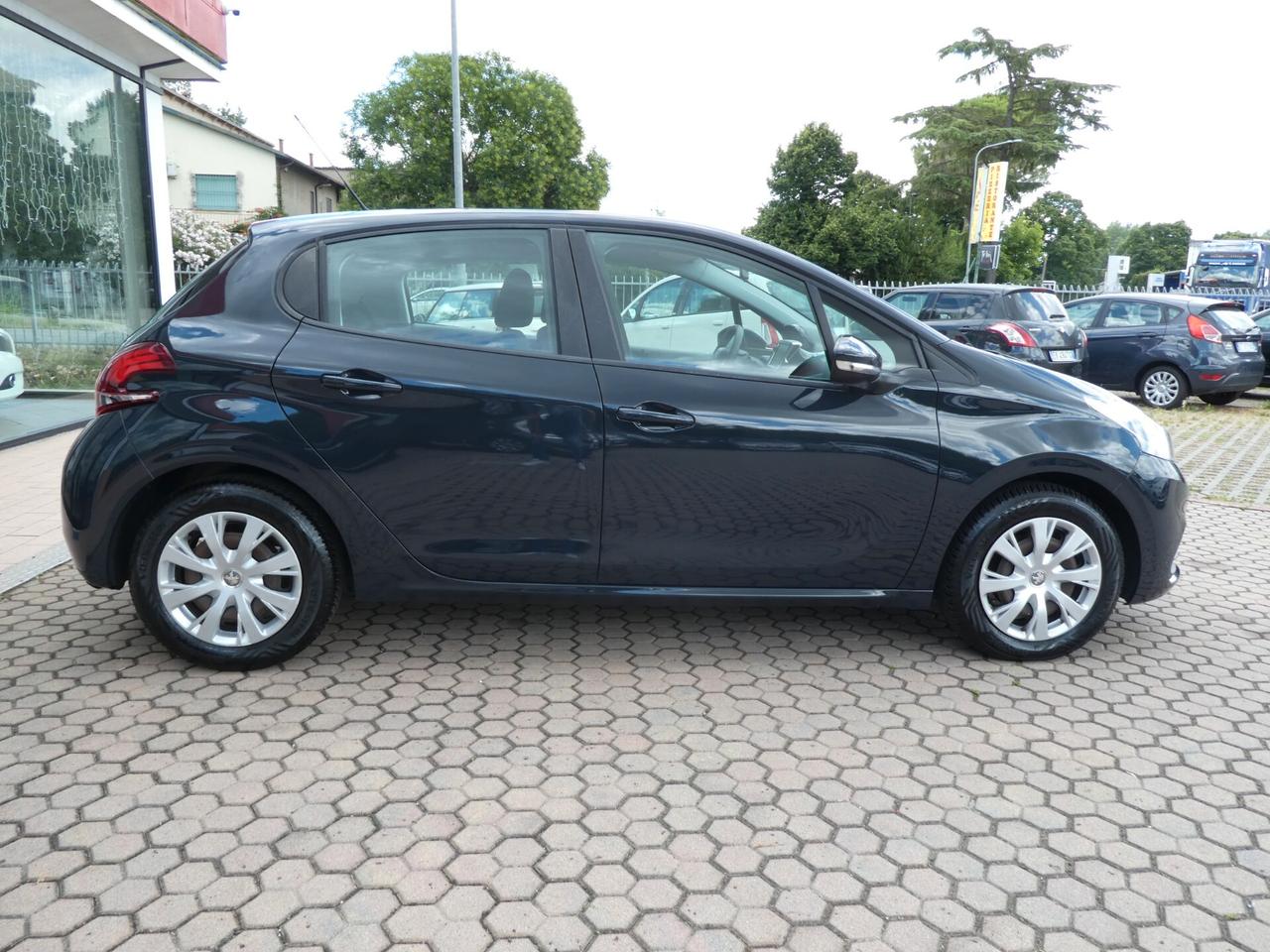 Peugeot 208 BlueHDi 75 5 P OK NEOPATENTATI