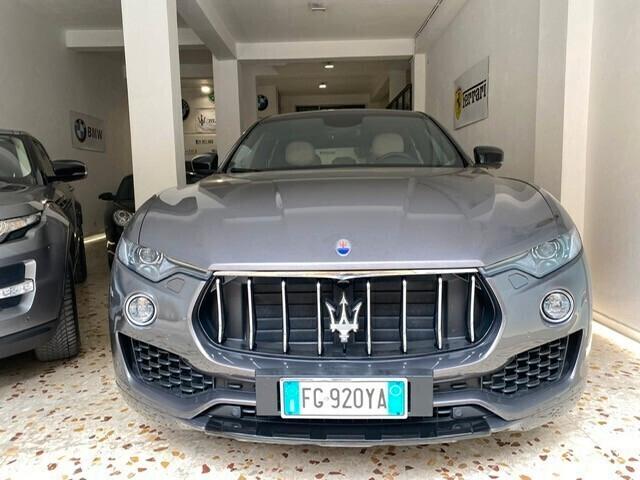 Maserati Levante V6 Diesel 275 CV AWD Granlusso