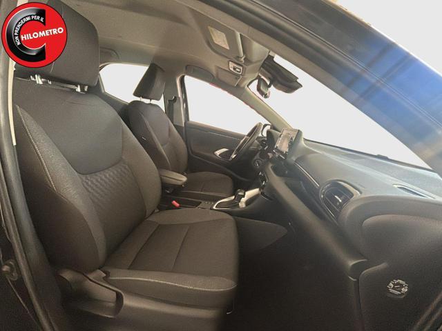 TOYOTA Yaris 1.5 Hybrid 5 porte Business