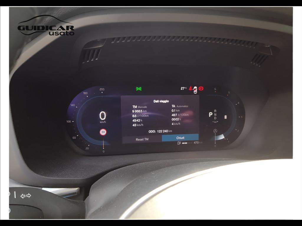 VOLVO XC60 II 2022 - XC60 2.0 b4 Momentum awd auto