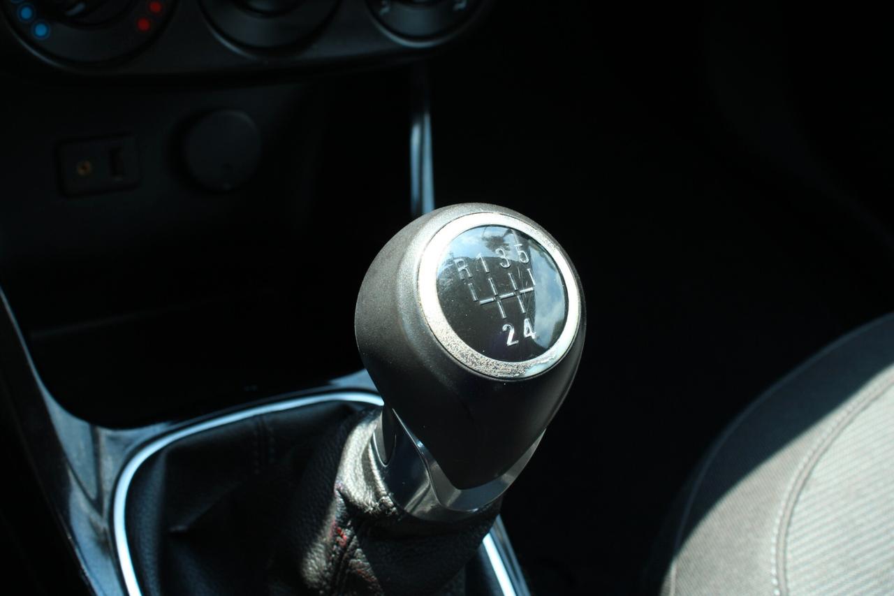Opel Adam 1.2 70 CV Jam