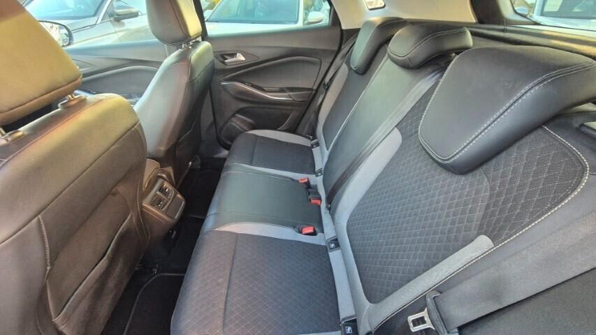 Opel Grandland X 1.5 diesel Ecotec Start&Stop aut. Business Ed.