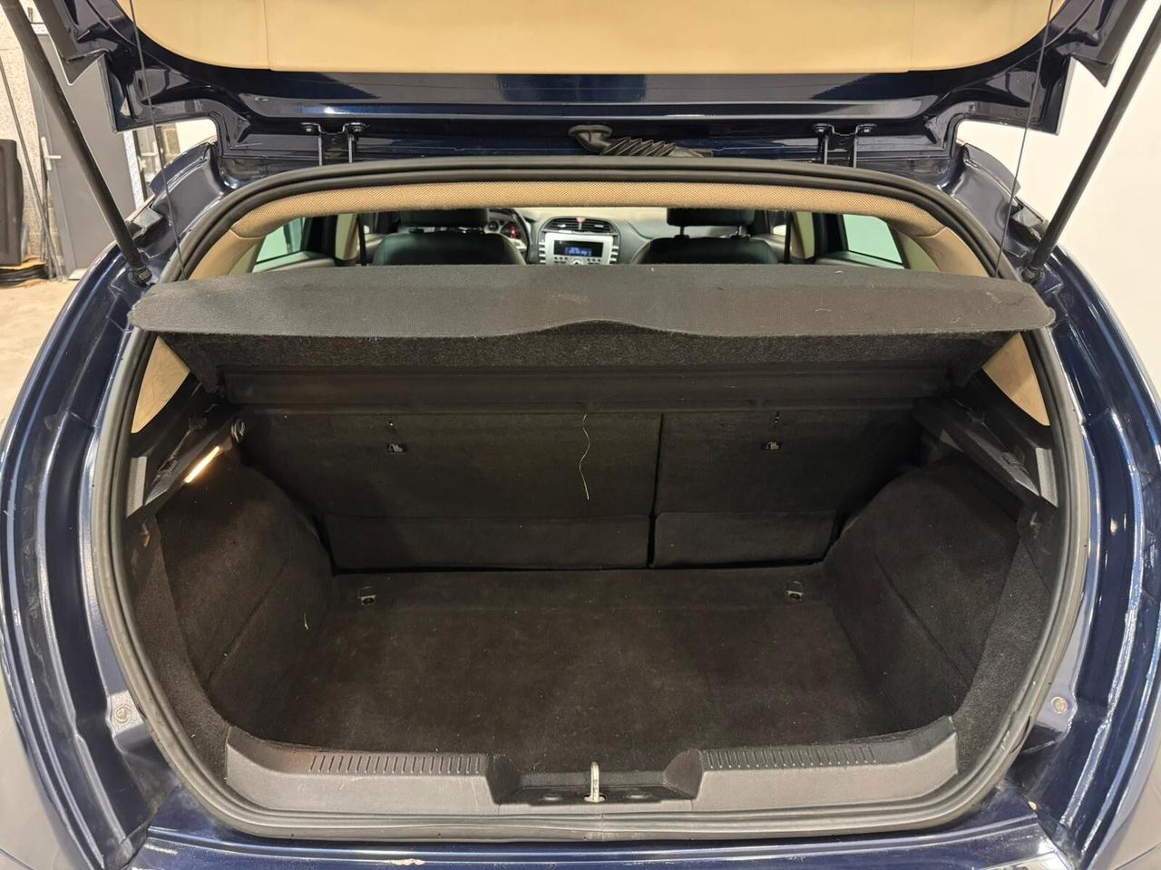 Lancia Delta 1.6 MJT DPF Gold