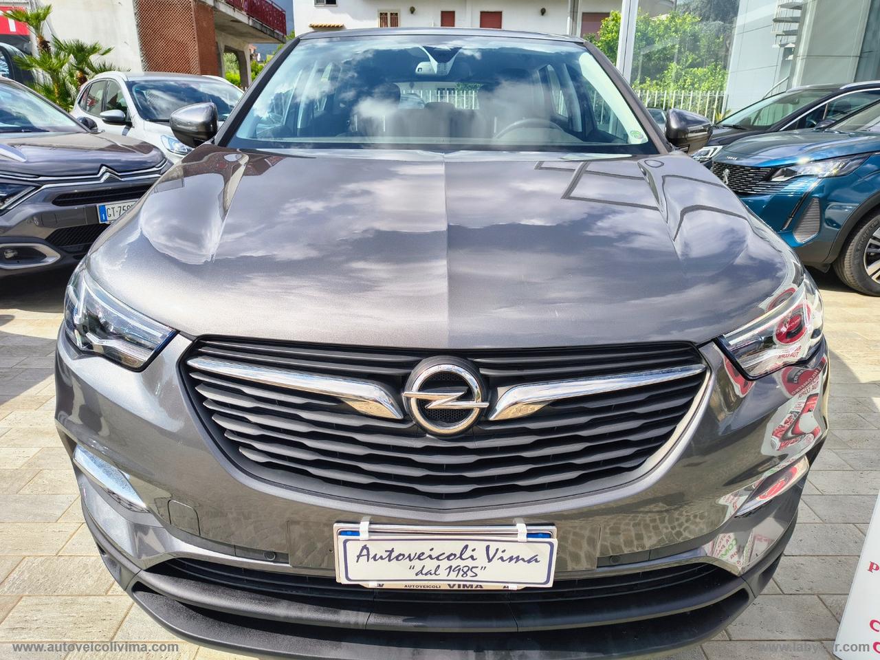 OPEL Grandland X 1.5 D Ecotec S&S Bus. Ed.