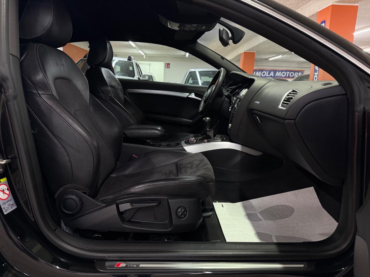 Audi A5 Coupé 2.0 TDI 177 CV S-line Total Black