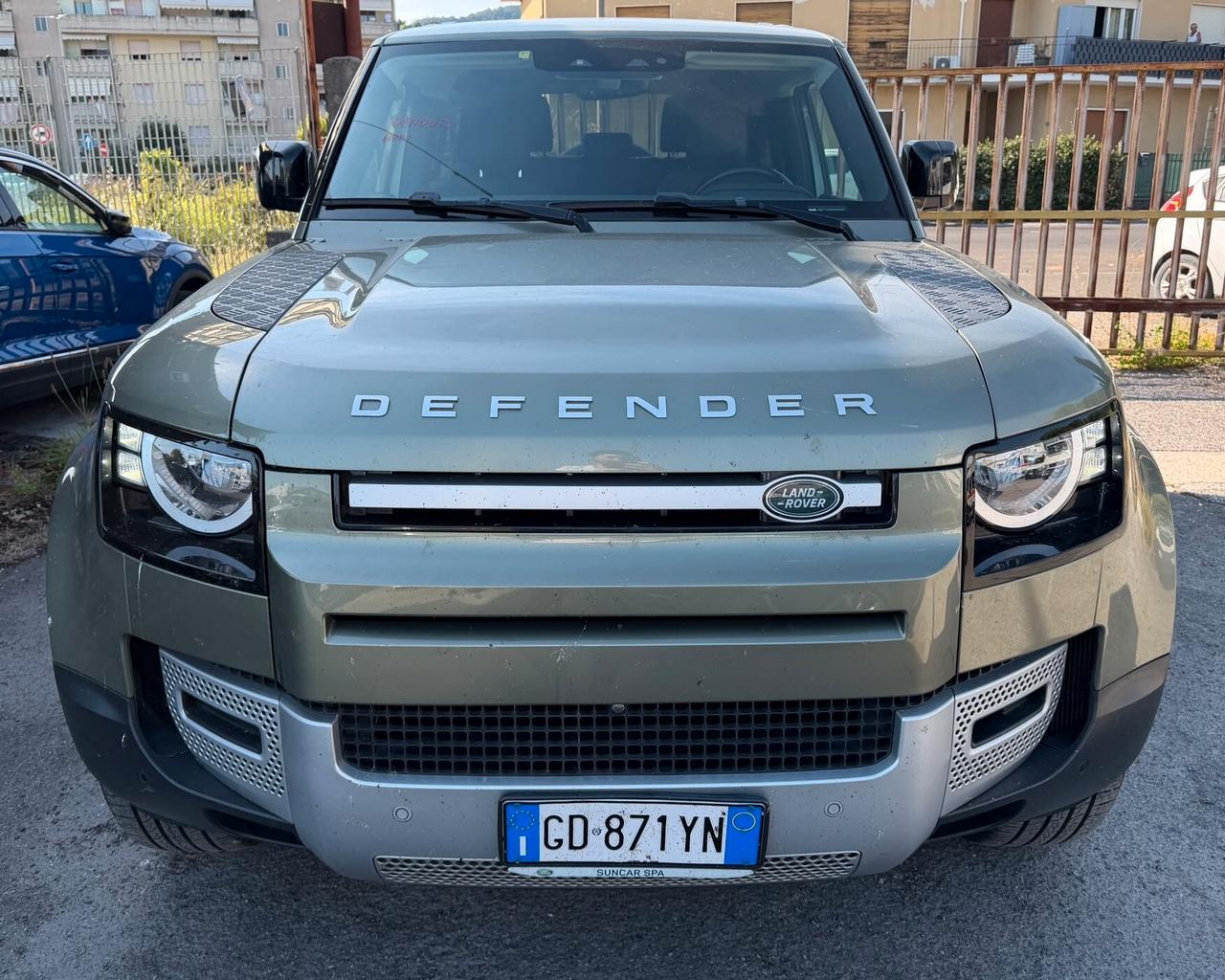 Land Rover Defender 3.0D 250 CV AWD X-Dynamic HSE