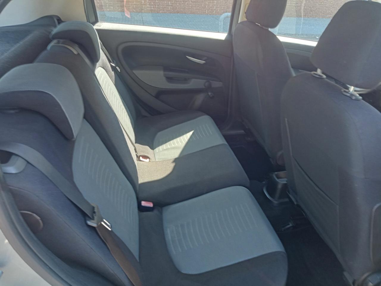 Fiat Grande Punto 1.4 5 porte Dynamic - OK Neopatentati