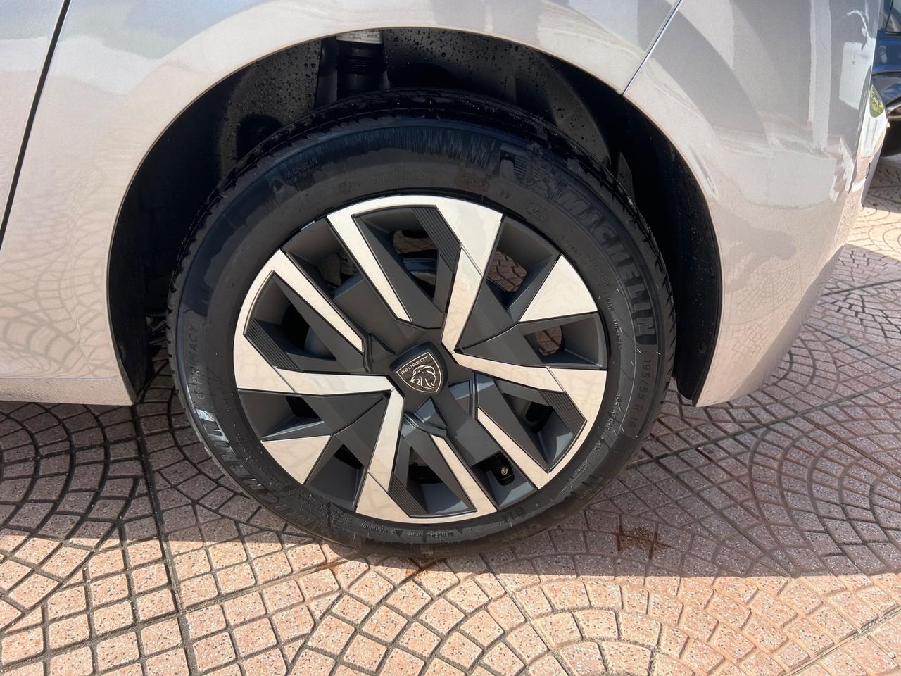 Peugeot 208 PureTech 100 Stop&Start 5 porte Active