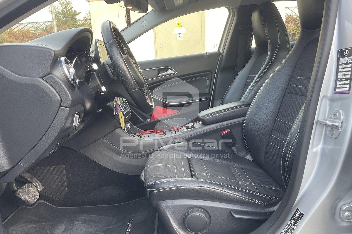 MERCEDES GLA 200 d Automatic 4Matic Premium