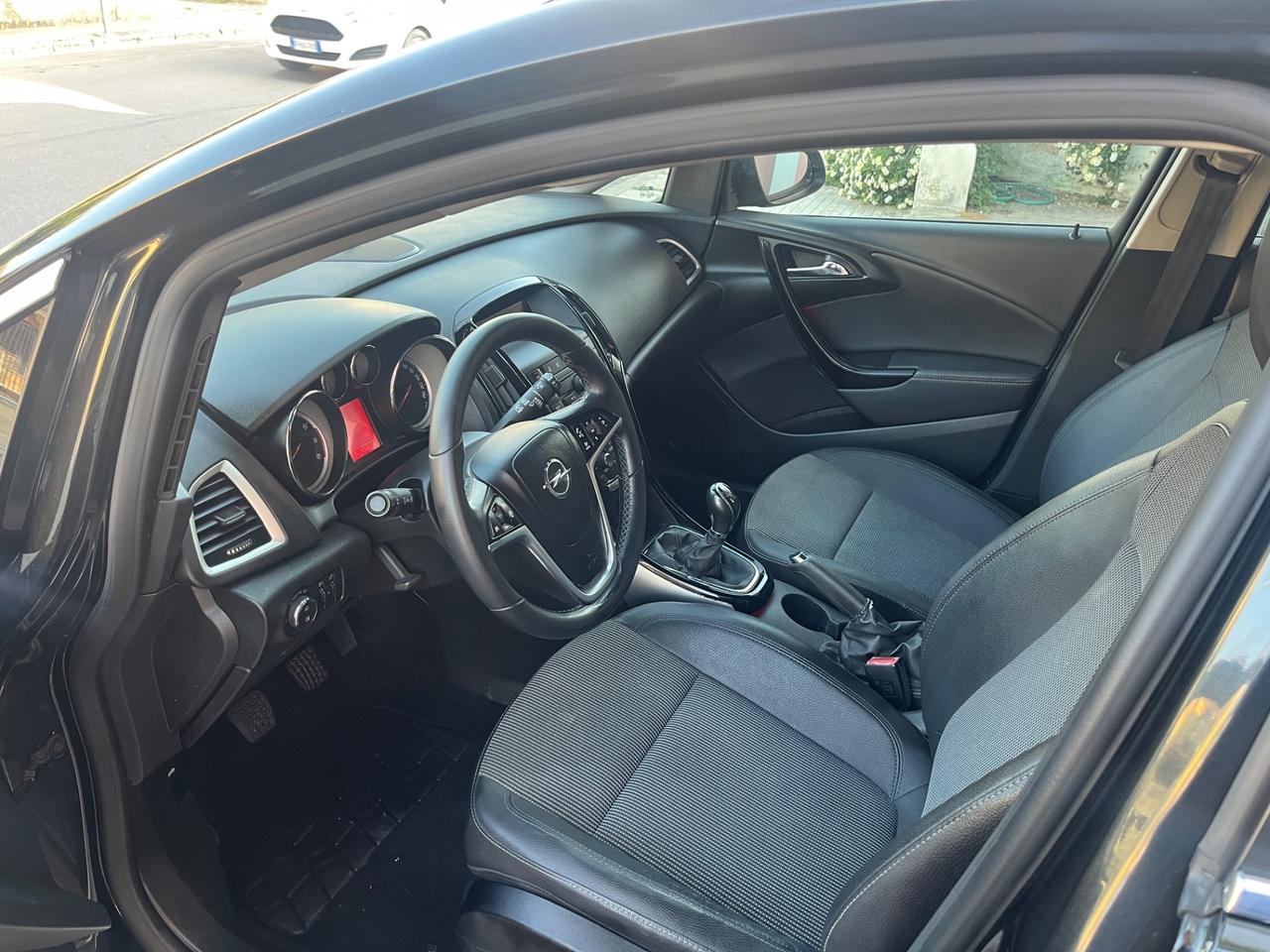 Opel Astra 1.4 Turbo 140CV Sports Tourer GPL Tech Cosmo