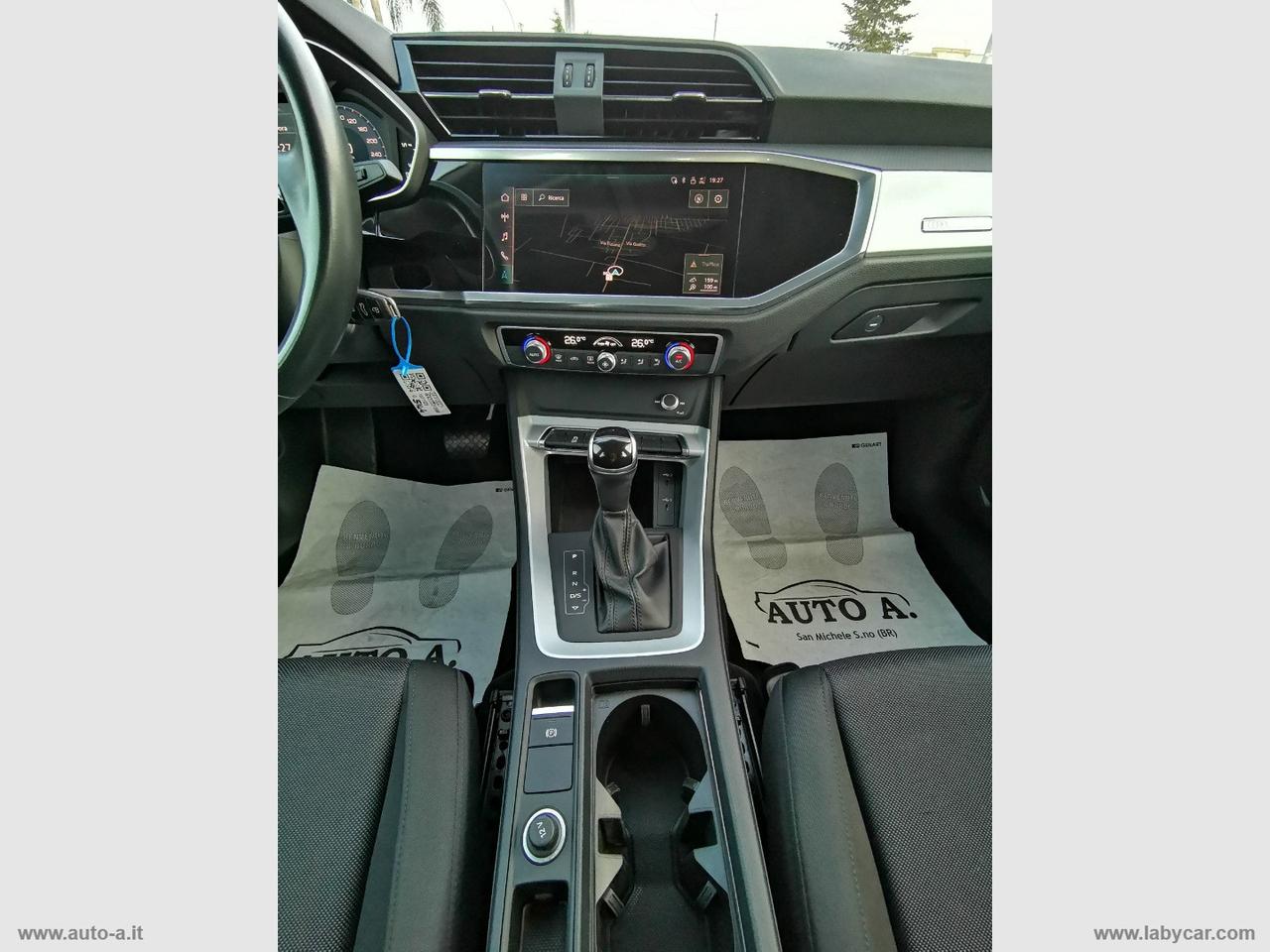 AUDI Q3 35 TDI S tronic Business Advanced