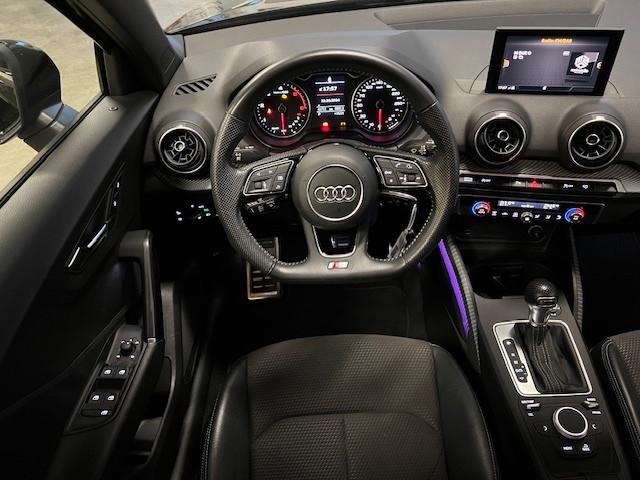 Audi Q2 35 tdi 150cv s-tronic, S-line, Tetto, 19", Led