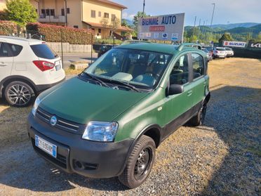 Fiat Panda 1.3 MJT 16V 4x4 con GANCIO TRAINO