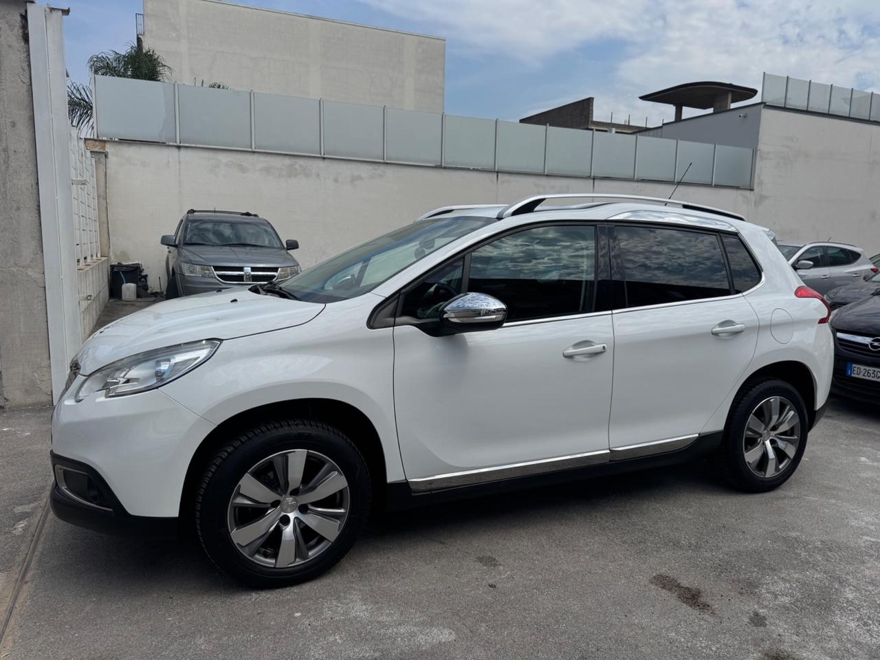 Peugeot 2008 1.2 BENZINA 82CV Allure 2016