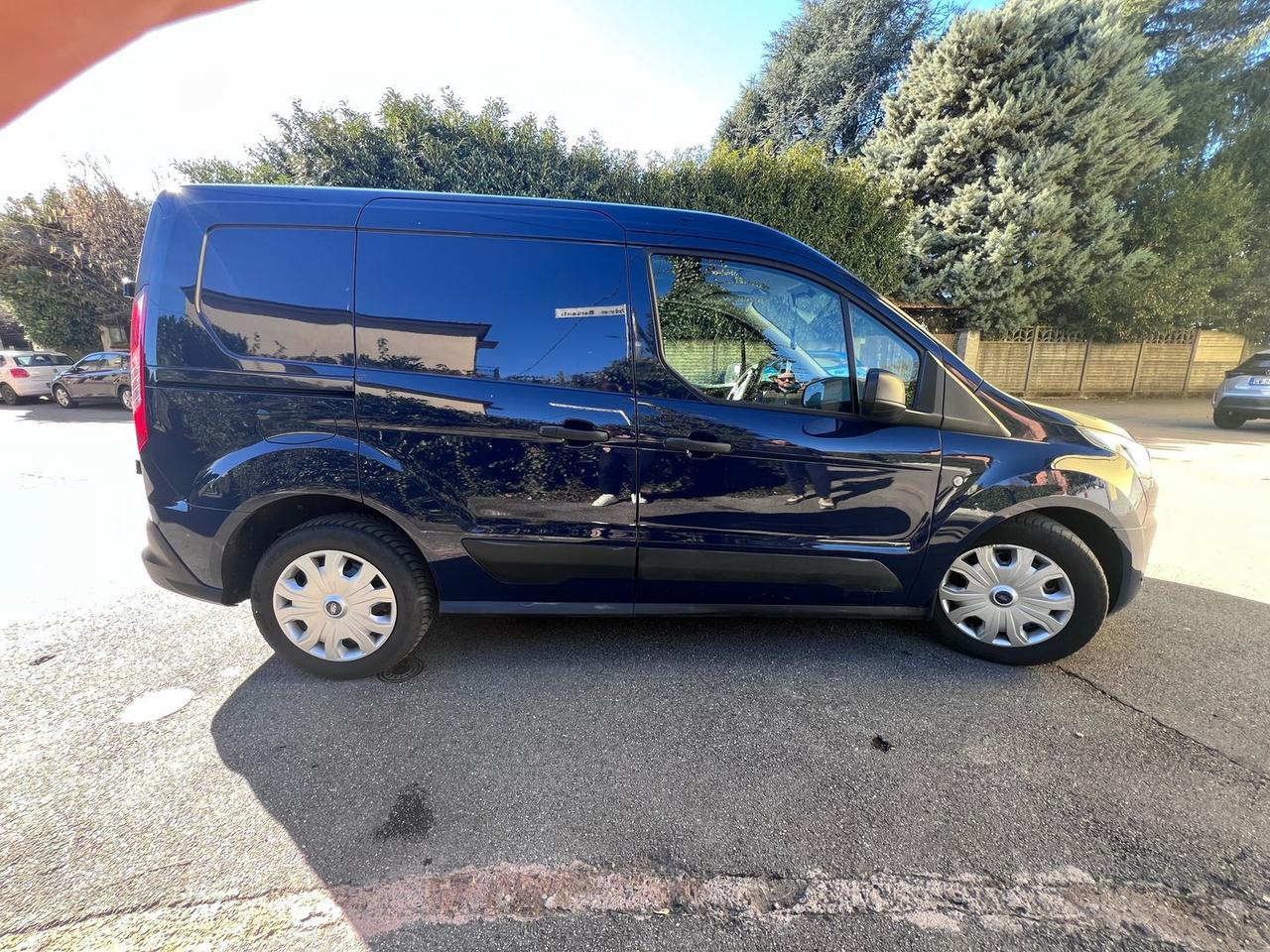 Ford Transit Connect 1.5TDCi 120 CV #9450