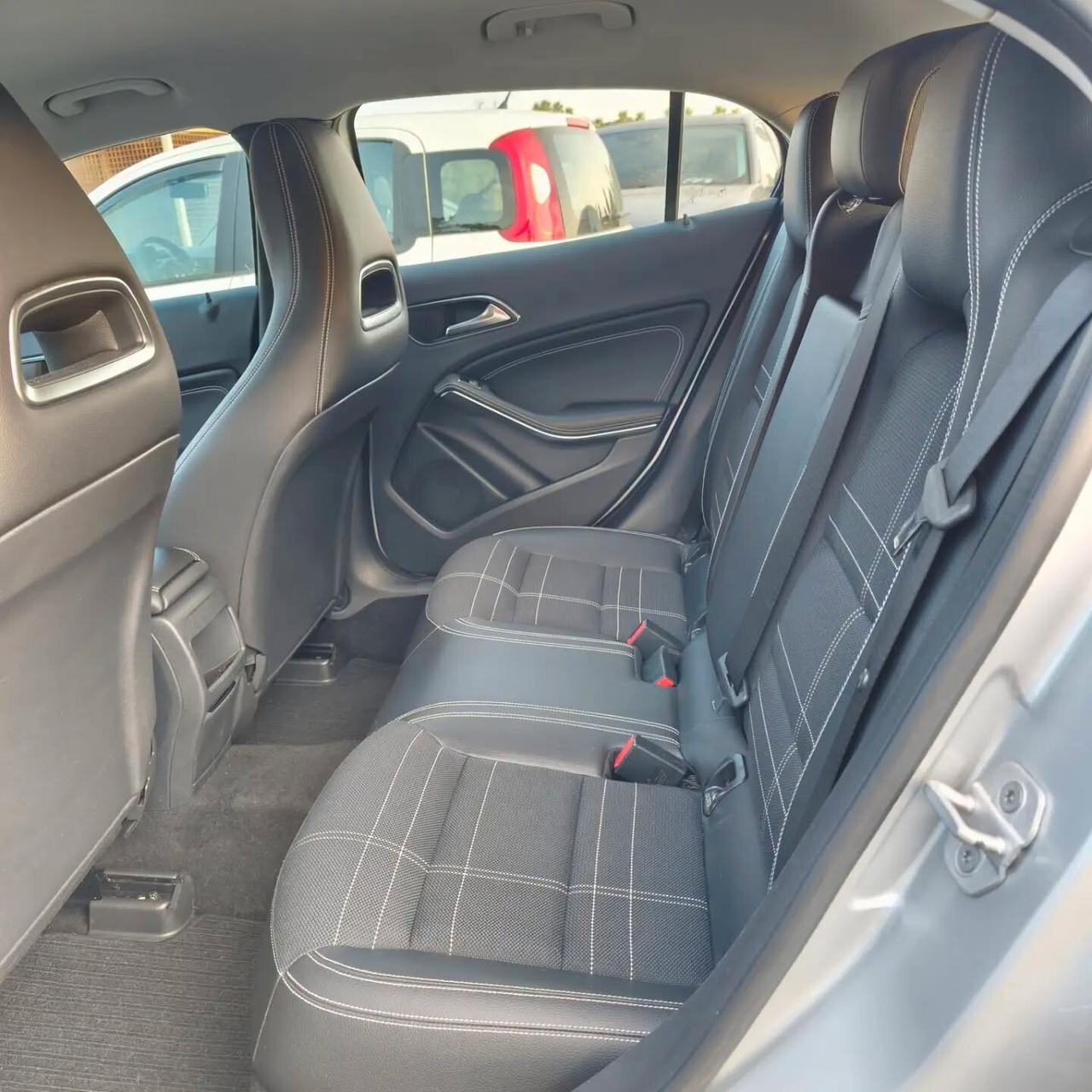 Mercedes-benz GLA 200 CDI Sport SOLI102MILA KM