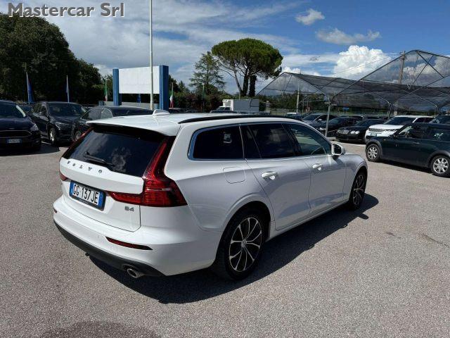 VOLVO V60 V60 2.0 b4 Momentum Business Pro auto - GG137JE