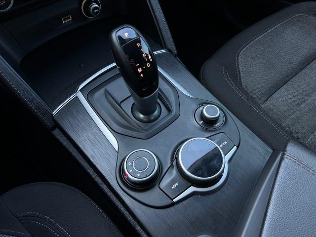 ALFA ROMEO Stelvio 2.2 Turbodiesel 180 CV AT8 Q4 Executive
