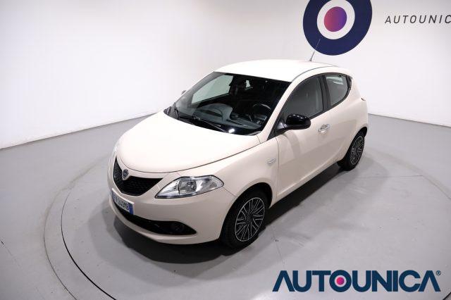 LANCIA Ypsilon 1.2 69 CV 5 PORTE S&S GOLD NEOPATENTATI