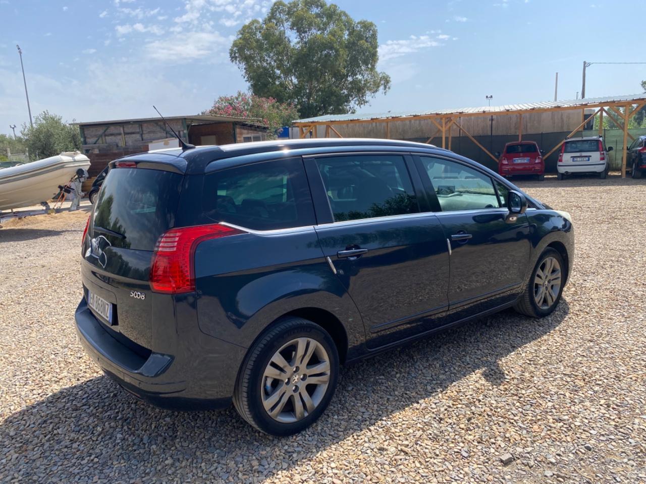 Peugeot 5008 1.6 HDi 112CV Business